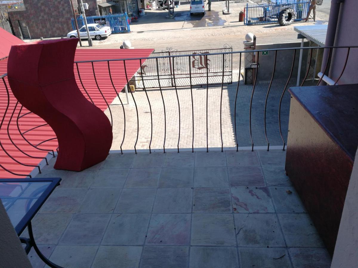 Winburg Bougain Villa Guesthouse المظهر الخارجي الصورة